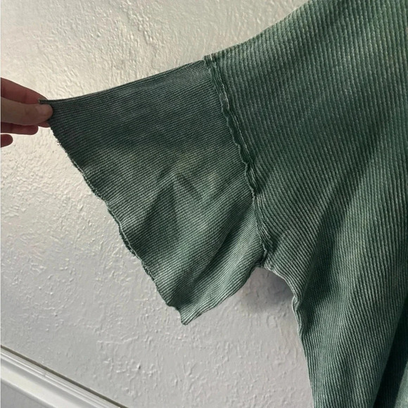 Altar’d State | waffle knit | oversized | crop | boxy | tee | xs - Picture 11 of 11